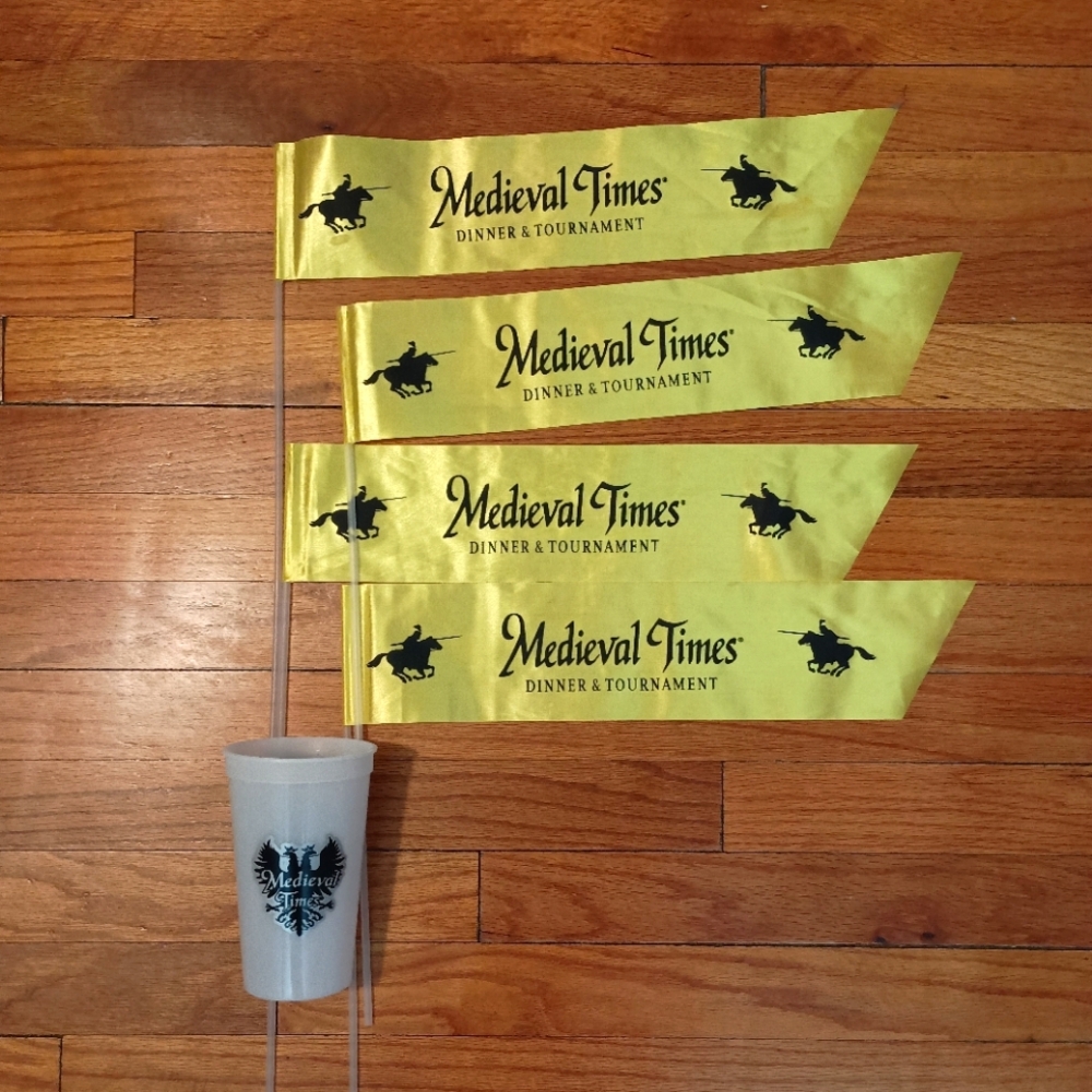 3/$10 🌟 Lot Of 4 Yellow Medieval Times Flags and Souvenir Cup